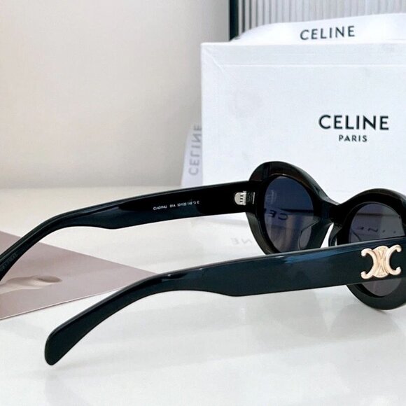 Celine CL40194 Triomphe Oval Women\'s Sunglasses Travel Authentic + Original Box main image 7